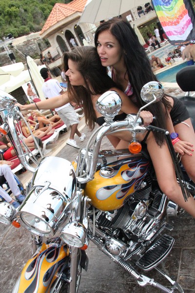 Top Models at L Heritage Part 2
